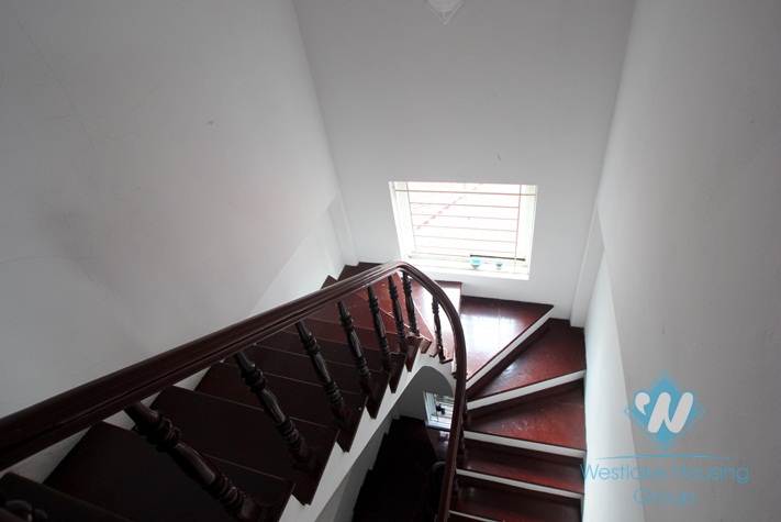 Nice house with big yard for lease in Dang Thai Mai st, Tay Ho, Ha Noi